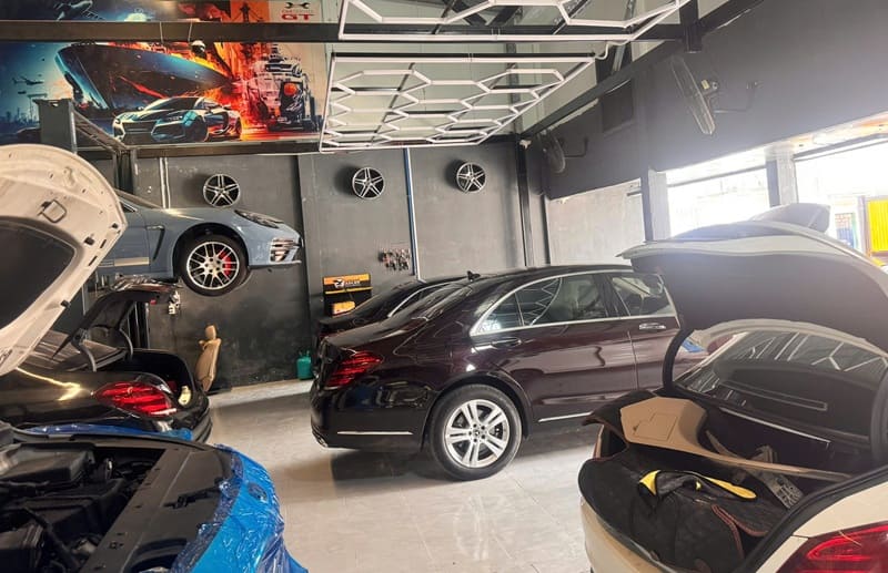 gara chuyên porsche uy tín