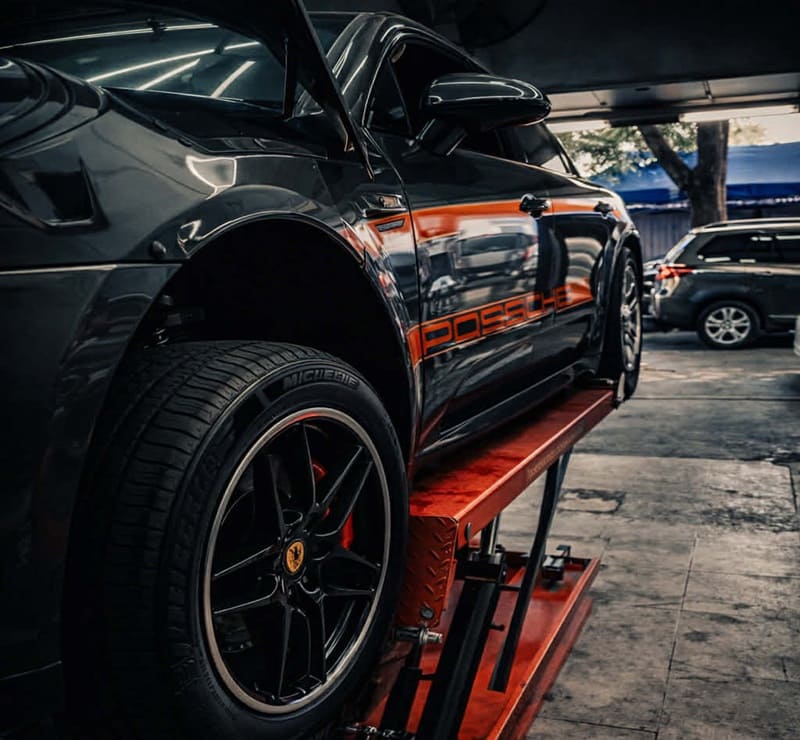 gara sửa chữa xe porsche chuyên sâu ở tphcm