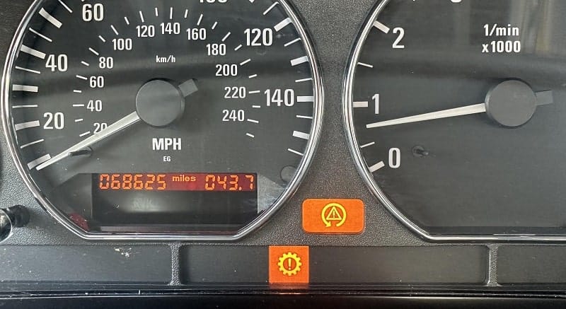 dấu hiệu lỗi hộp số xe bmw