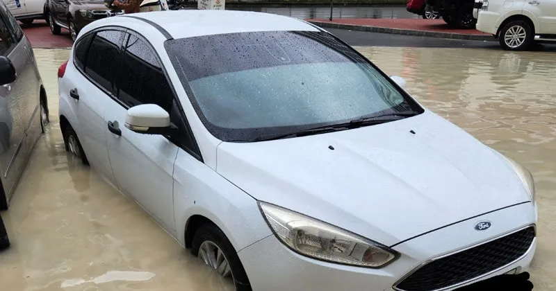 sửa xe ô tô ngập nước, cứu hộ ô tô ngập nước tphcm