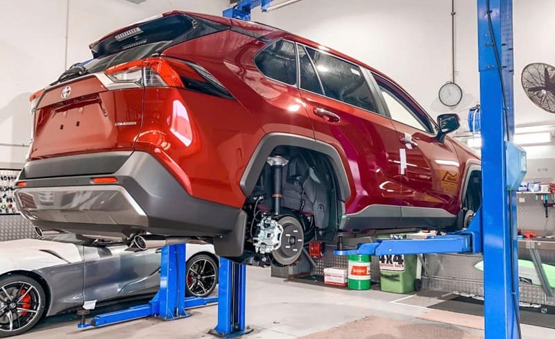 sửa chữa xe toyota tại tphcm